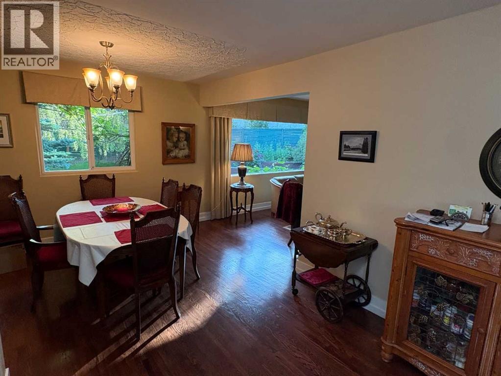 55 Kelvin Place SW — photo 10