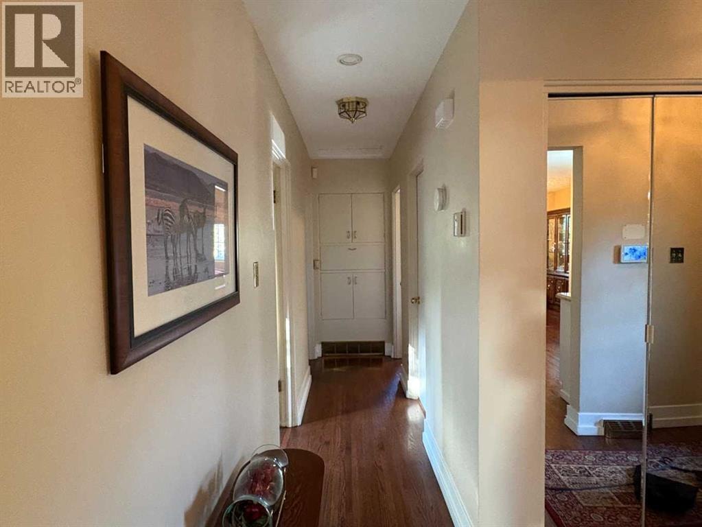55 Kelvin Place SW — photo 34