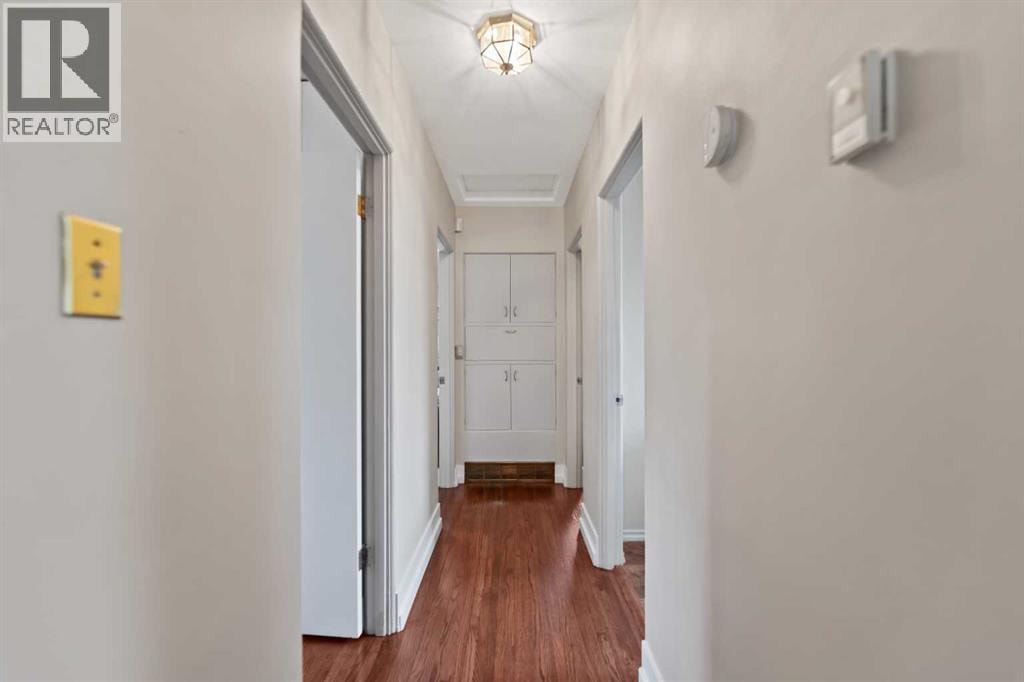 55 Kelvin Place SW — photo 24