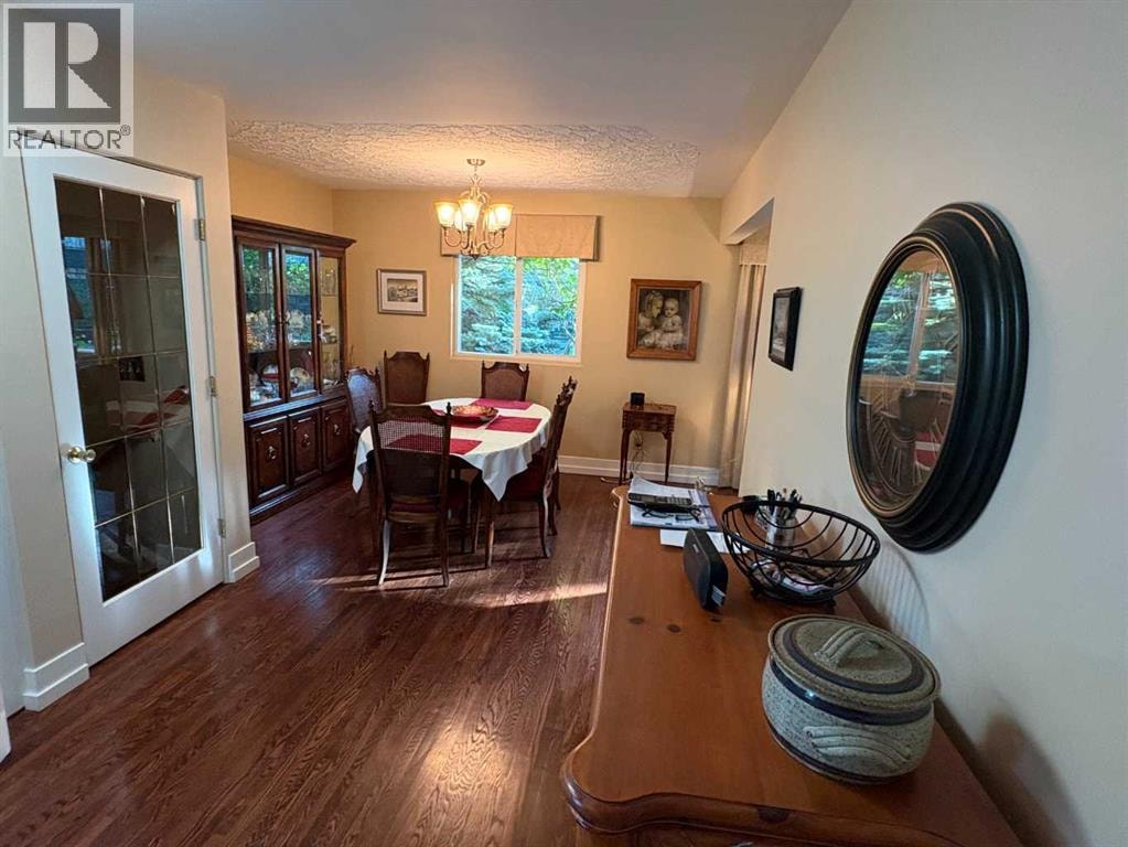 55 Kelvin Place SW — photo 17