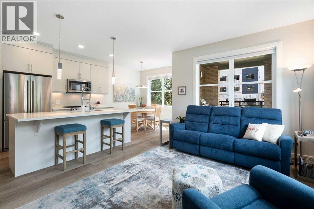 3109, 80 Greenbriar Place NW — photo 3