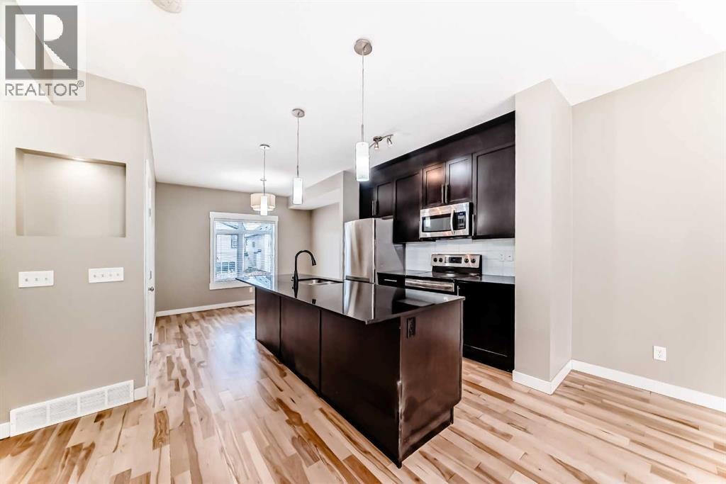 606 Skyview Point Place NE — photo 8