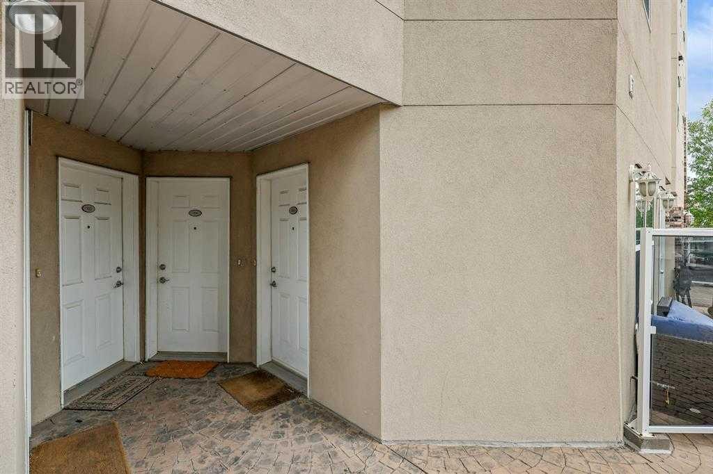 104, 6550 Old Banff Coach Road SW — photo 16