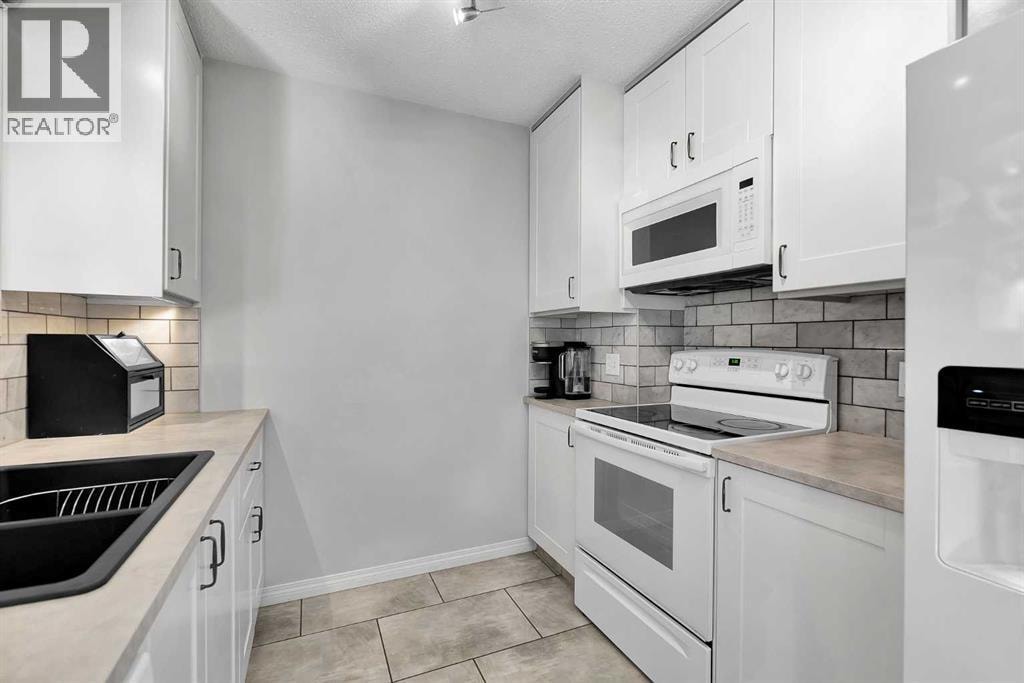 19 Templeton Bay NE — photo 17