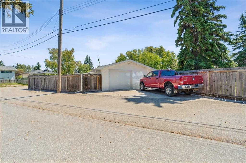 9403 Abbott Place SE — photo 32