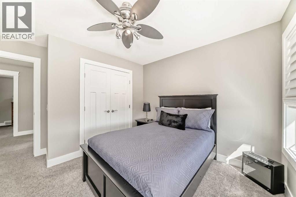 120 KINNIBURGH Circle — photo 32