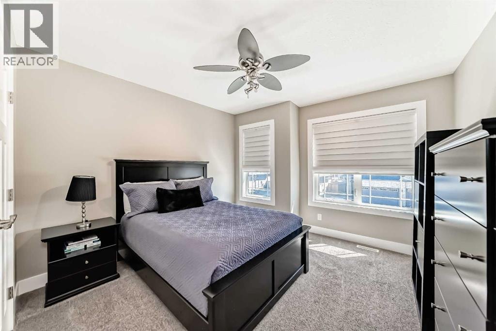 120 KINNIBURGH Circle — photo 31