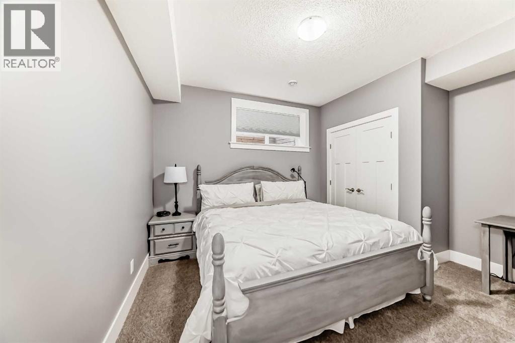 120 KINNIBURGH Circle — photo 43