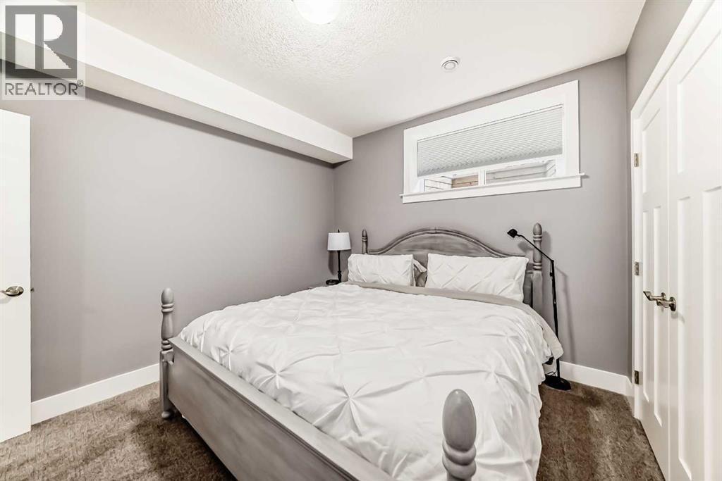 120 KINNIBURGH Circle — photo 44