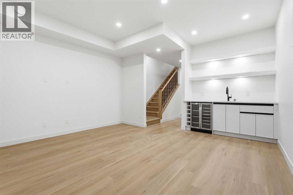 1417 44 Street SW — photo 36