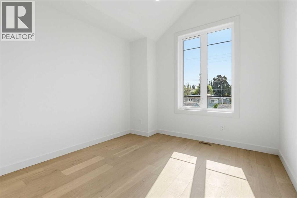 1417 44 Street SW — photo 30