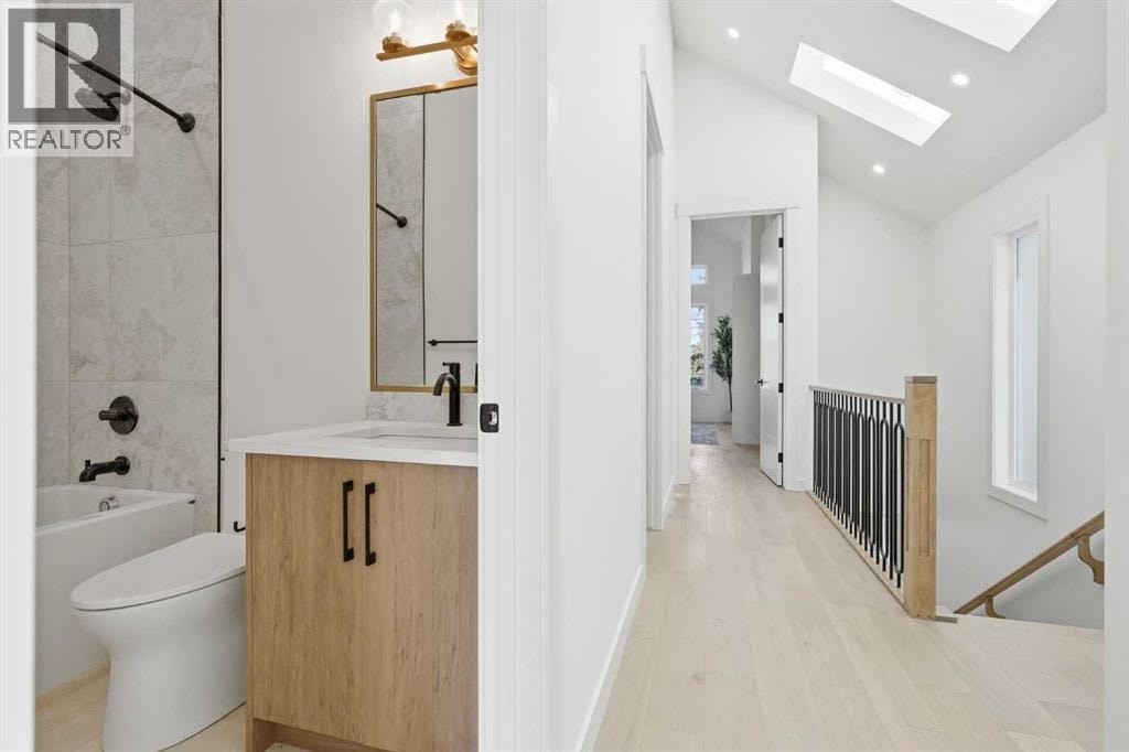 1417 44 Street SW — photo 34