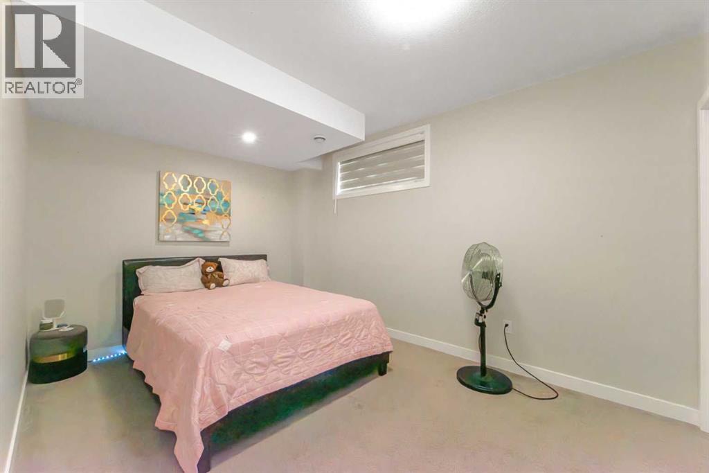 59 Cornerbrook Avenue NE — photo 36