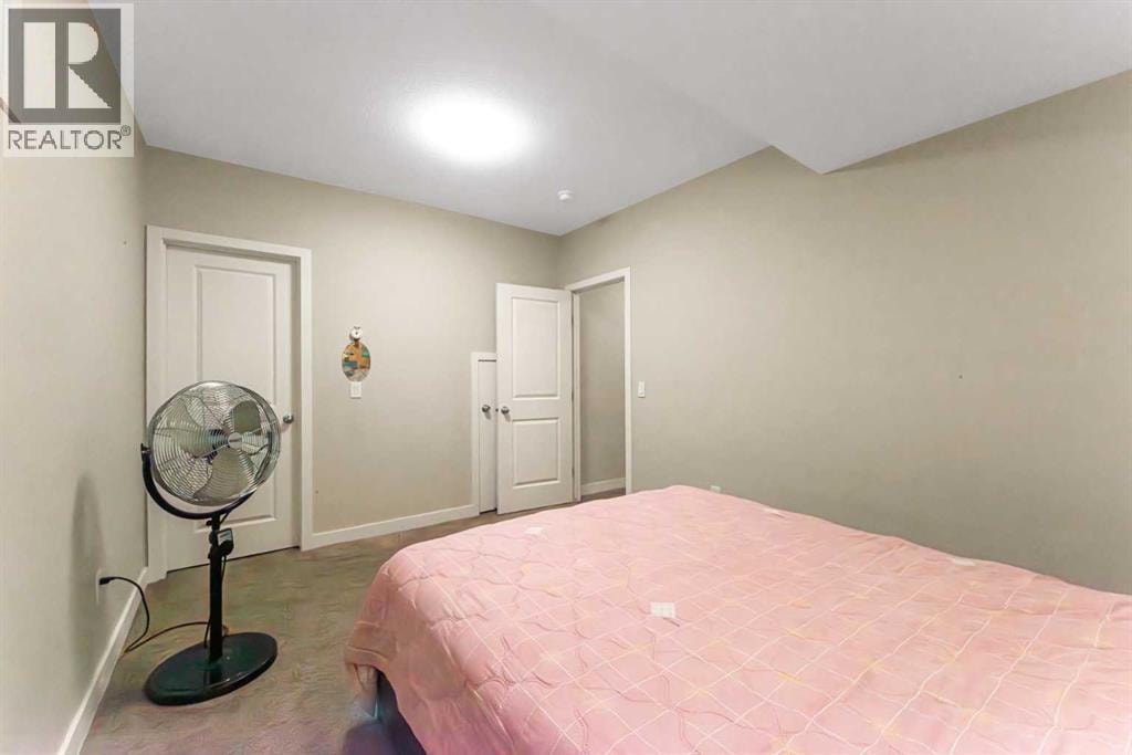 59 Cornerbrook Avenue NE — photo 37