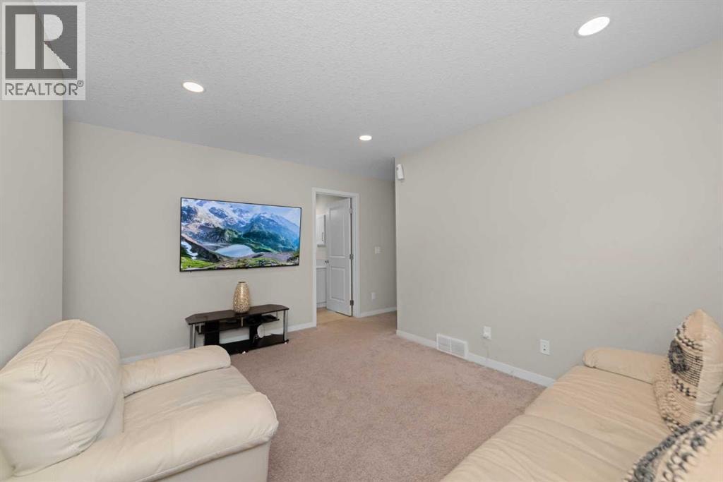 59 Cornerbrook Avenue NE — photo 25