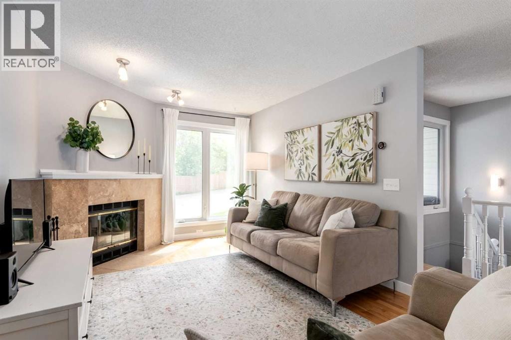 88 Coachway Gardens SW — photo 13
