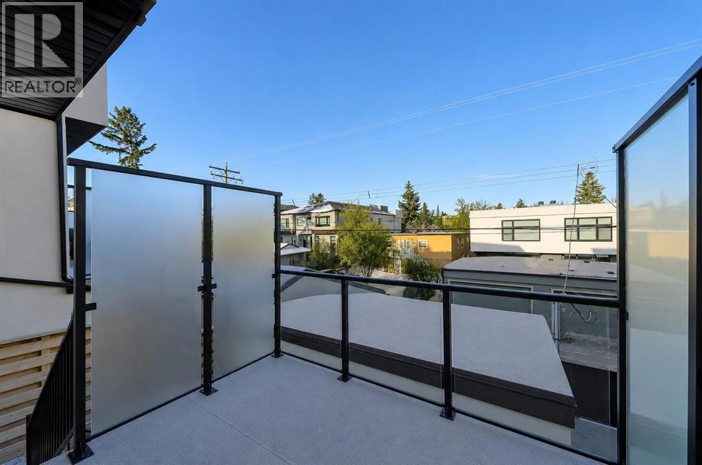 4, 1524 29 Avenue SW — photo 42
