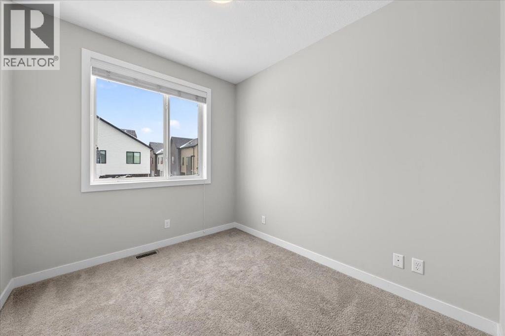 123 Redstone Crescent NE — photo 30