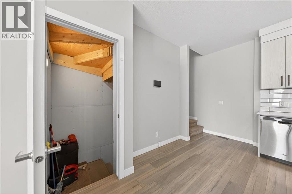 123 Redstone Crescent NE — photo 34