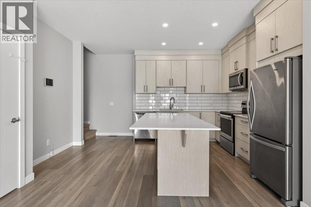 123 Redstone Crescent NE — photo 10