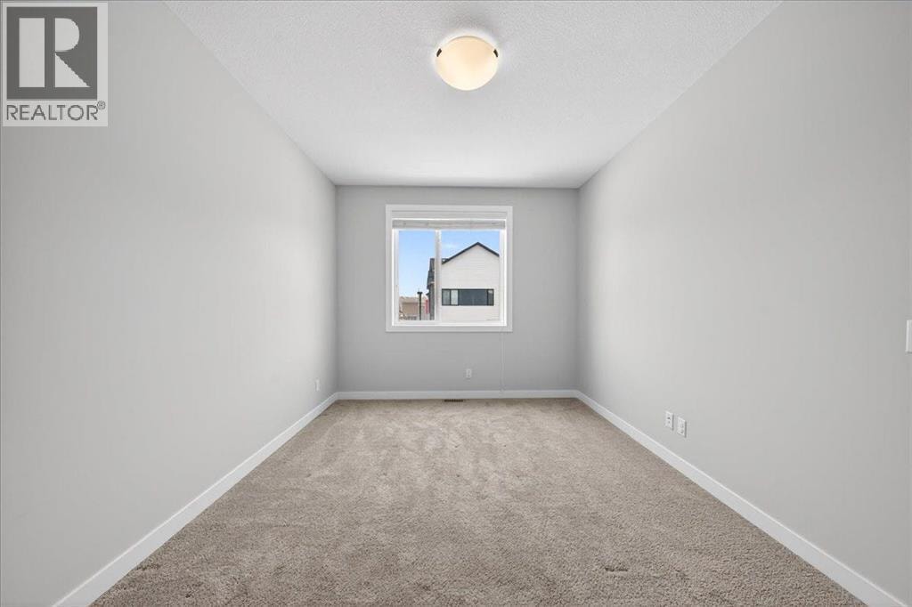 123 Redstone Crescent NE — photo 23