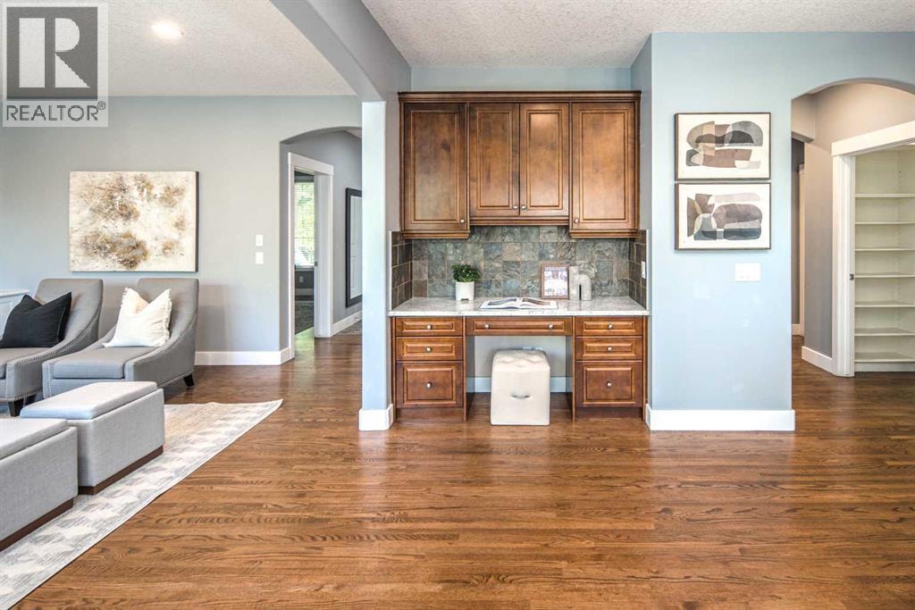 99 Evergreen Square SW — photo 11