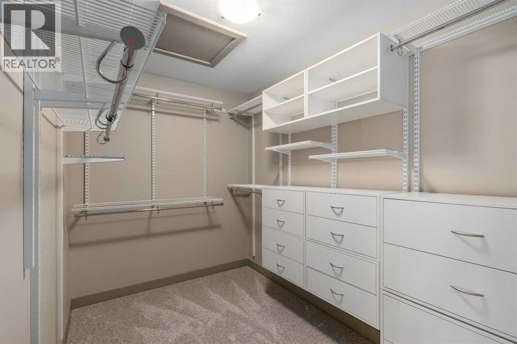 409 19 Avenue NE — photo 37