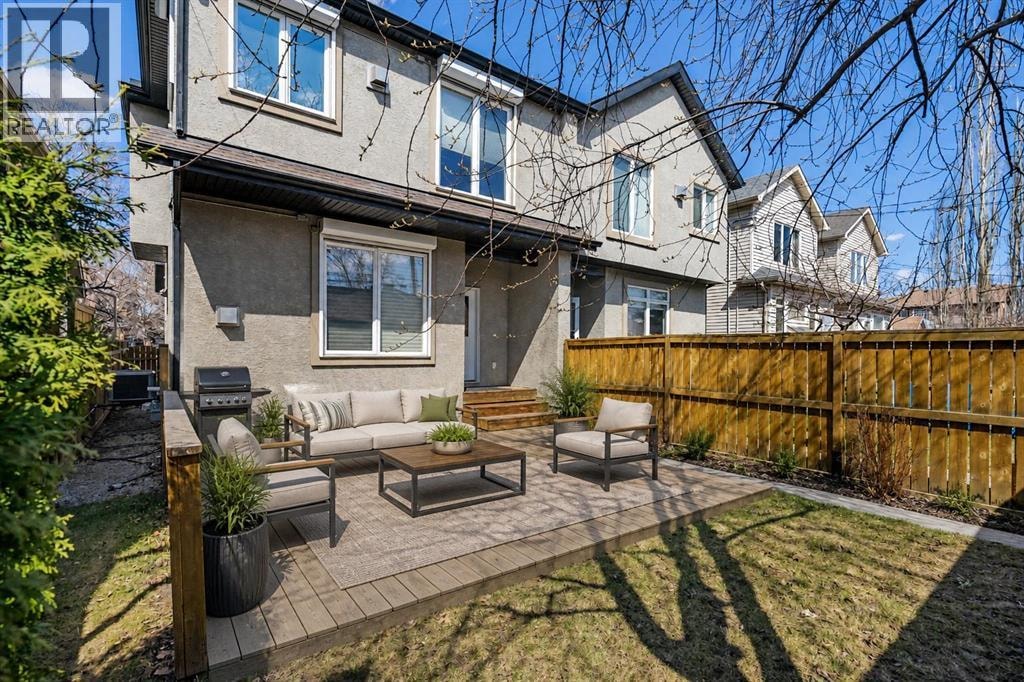 409 19 Avenue NE — photo 44