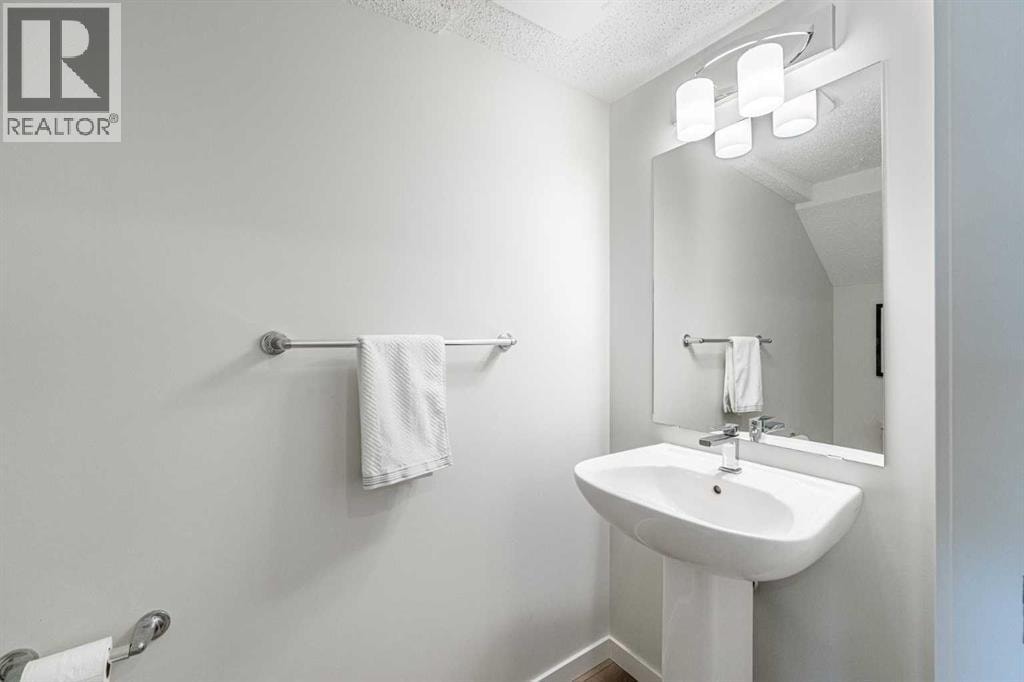 310 Cranbrook Square SE — photo 11