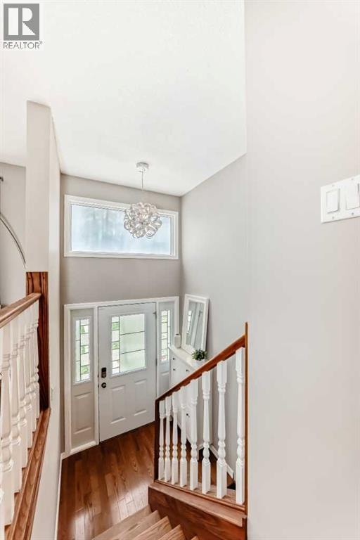 2212 4 Street NE — photo 25