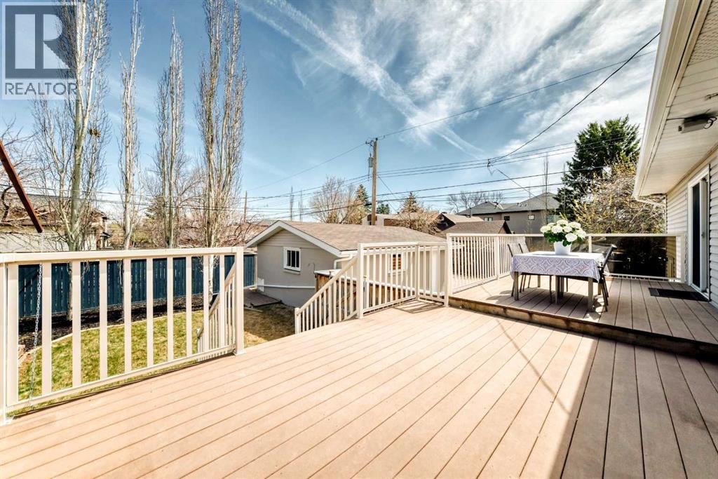 2212 4 Street NE — photo 41
