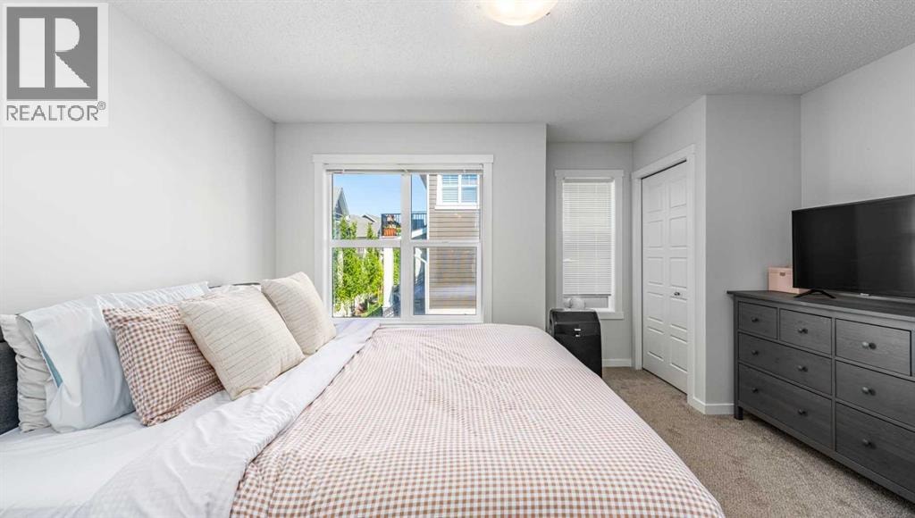 310 Cranbrook Square SE — photo 15