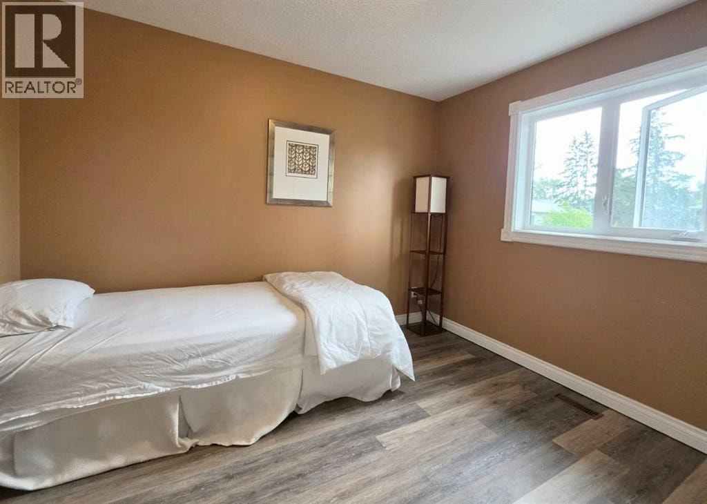 672 Killarney Glen Court SW — photo 34