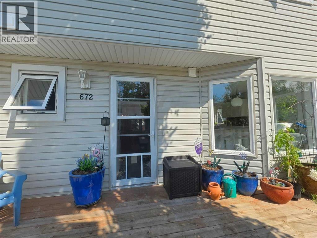 672 Killarney Glen Court SW — photo 39
