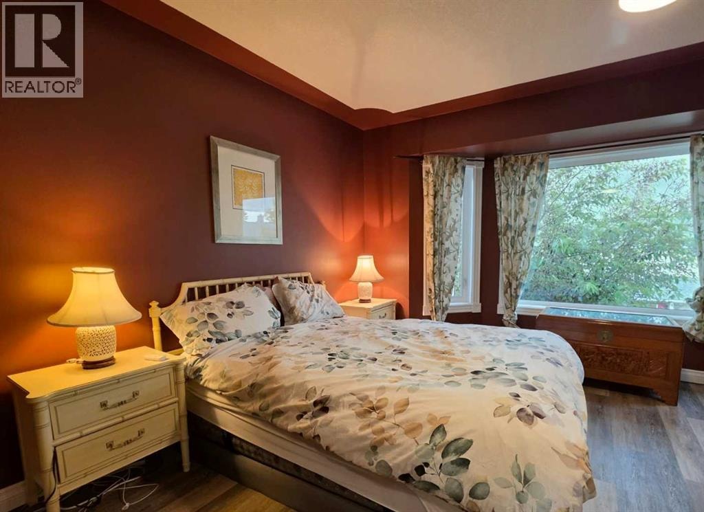 672 Killarney Glen Court SW — photo 27