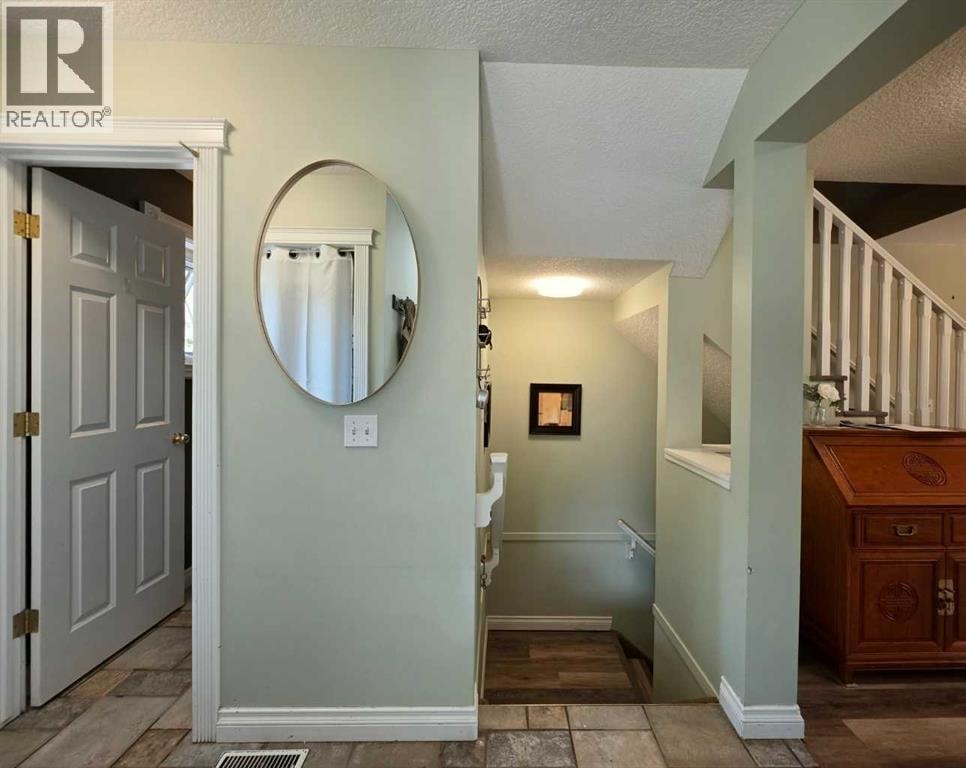 672 Killarney Glen Court SW — photo 19