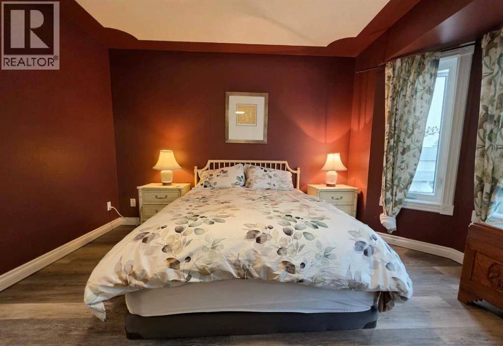 672 Killarney Glen Court SW — photo 30