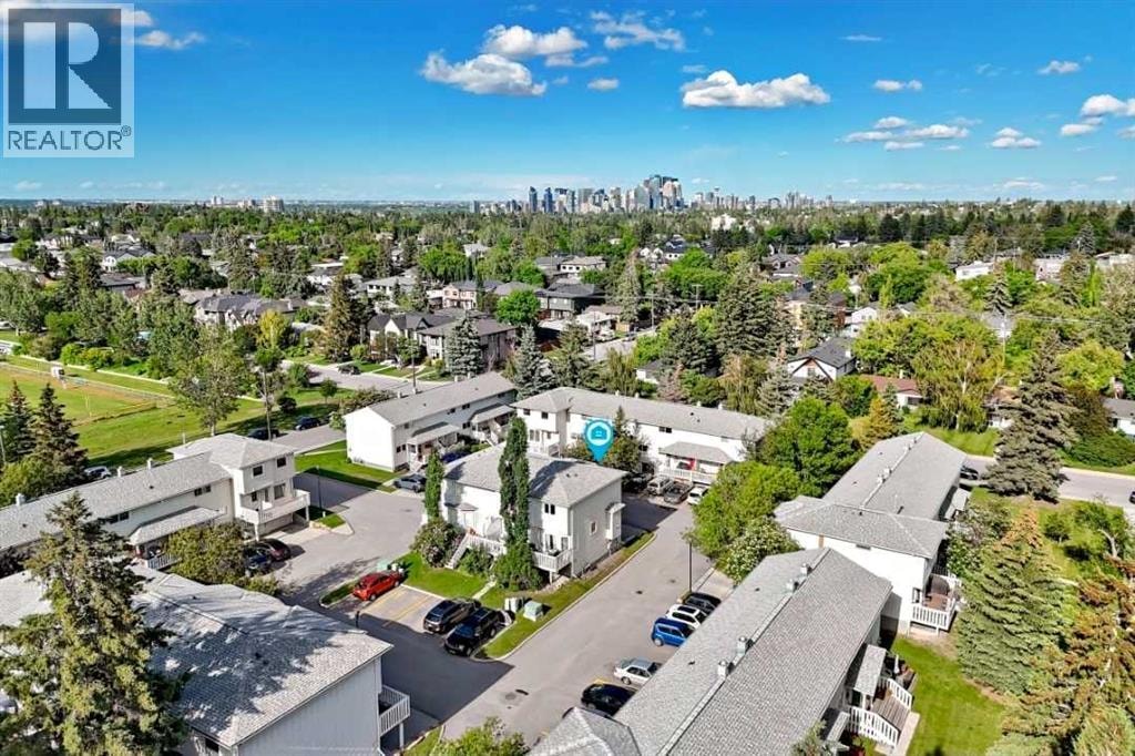 672 Killarney Glen Court SW — photo 43