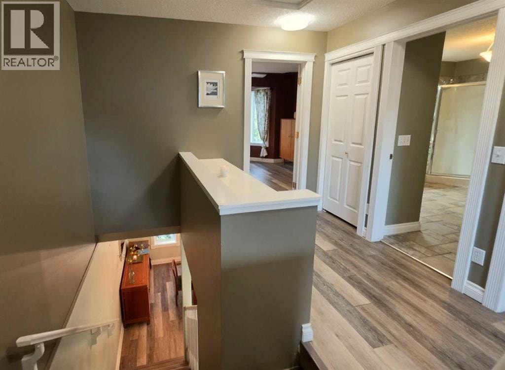 672 Killarney Glen Court SW — photo 35