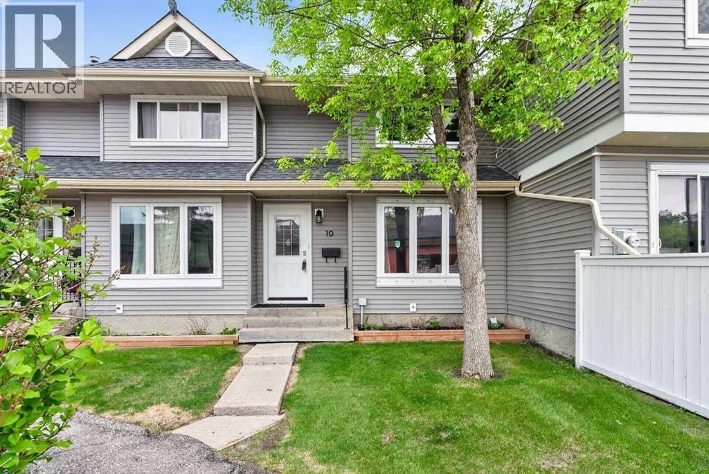 10 Falconer Terrace NE — photo 3