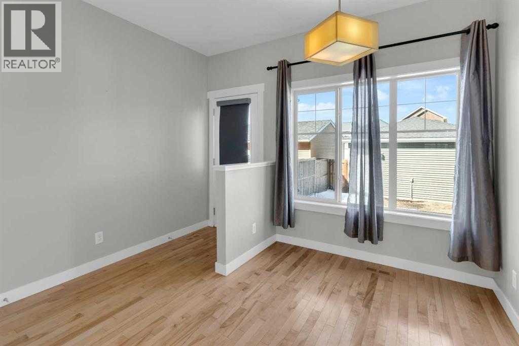 24 Royal Birch Park NW — photo 11
