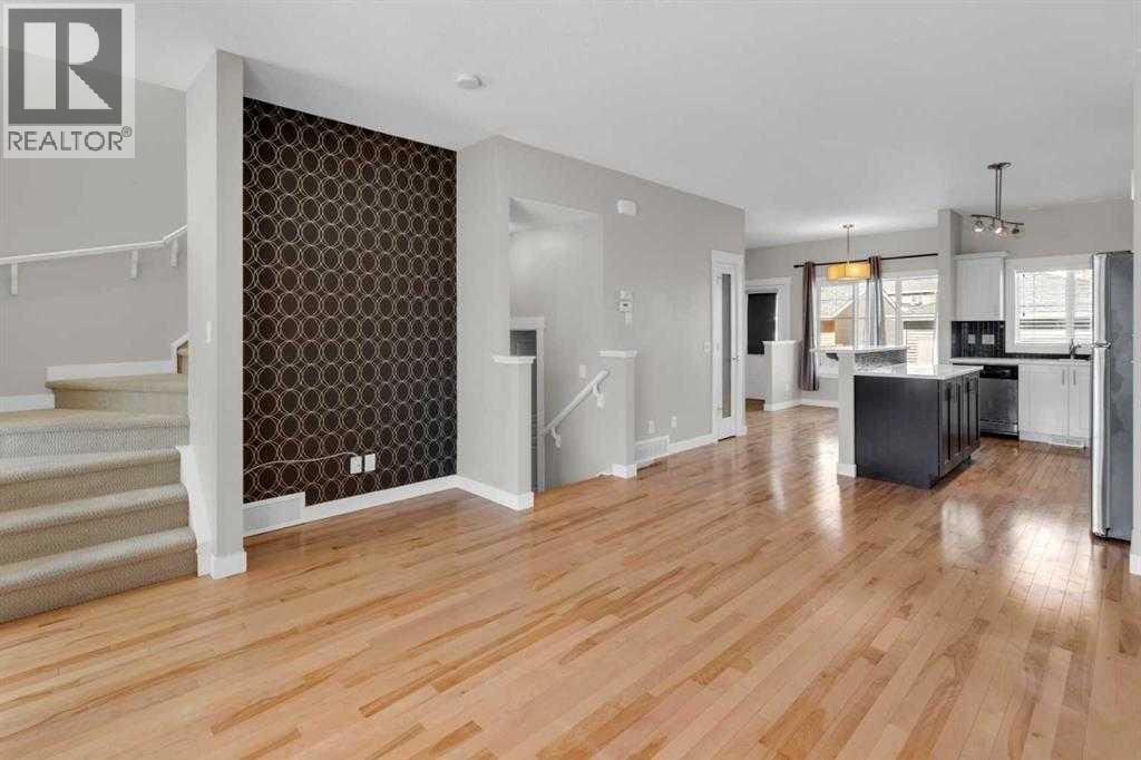 24 Royal Birch Park NW — photo 6