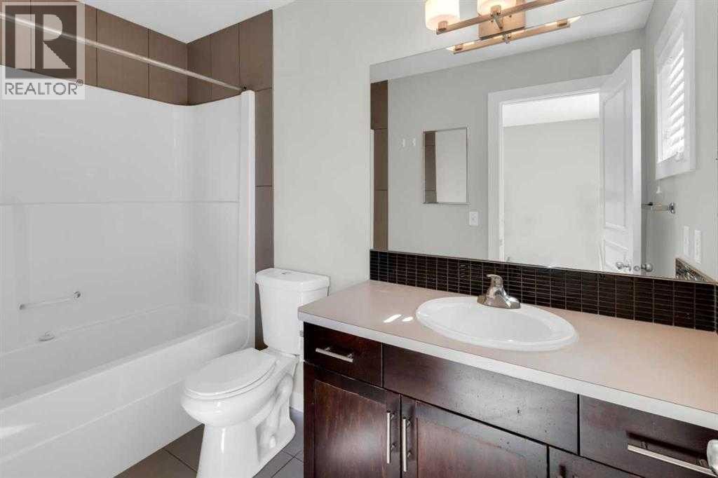 24 Royal Birch Park NW — photo 15