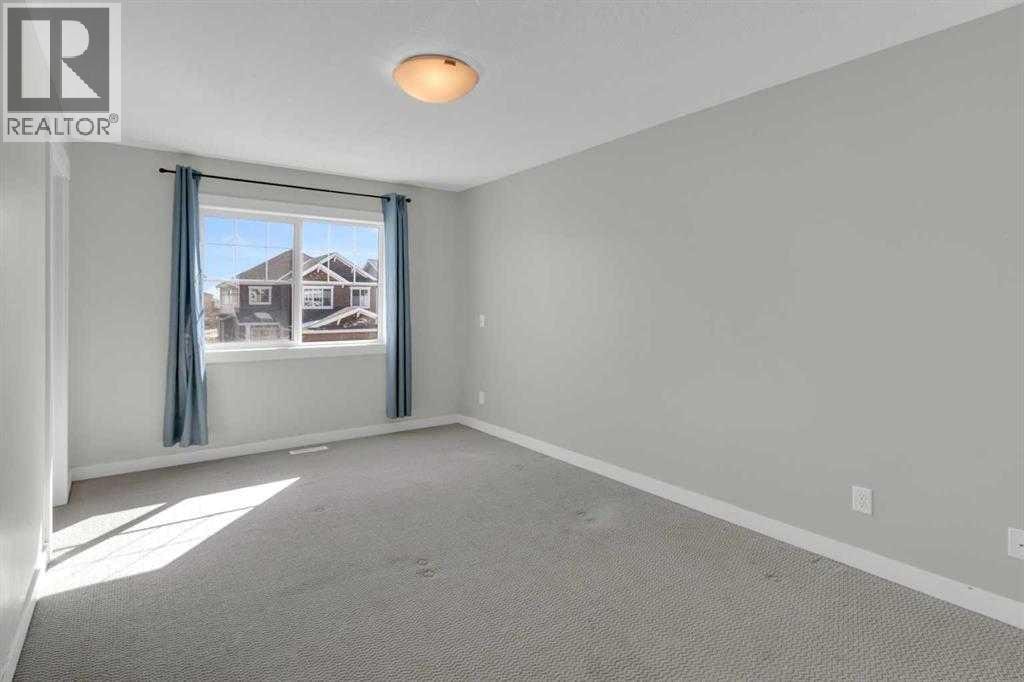 24 Royal Birch Park NW — photo 13