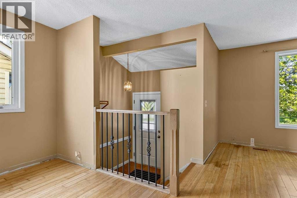 130 Woodbrook Way SW — photo 2