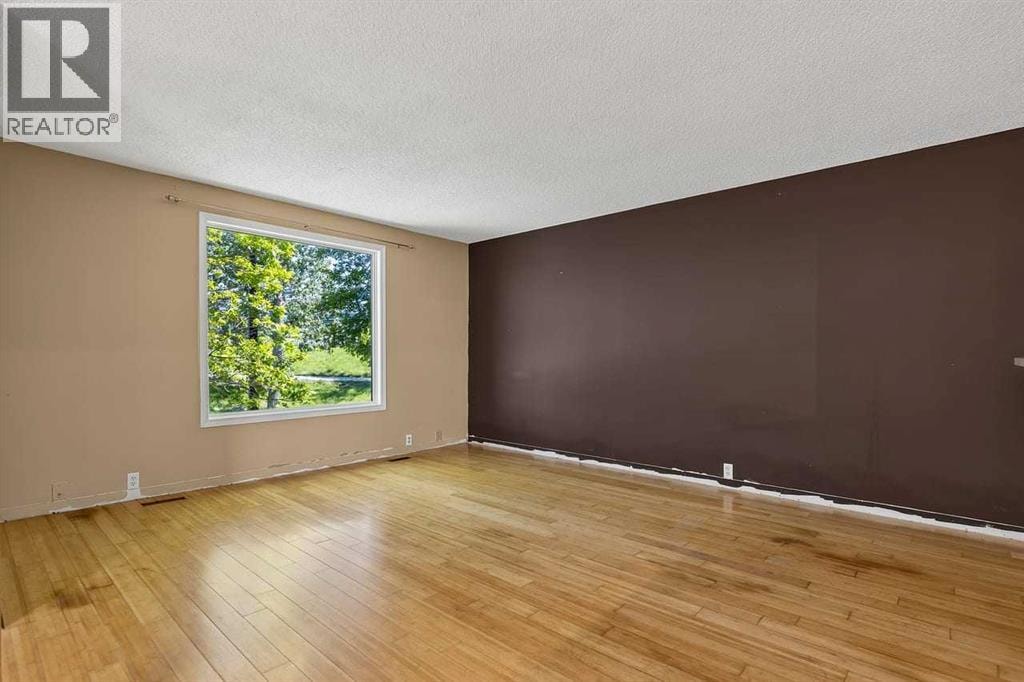 130 Woodbrook Way SW — photo 4