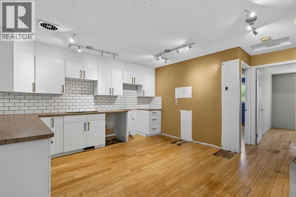 130 Woodbrook Way SW — photo 8
