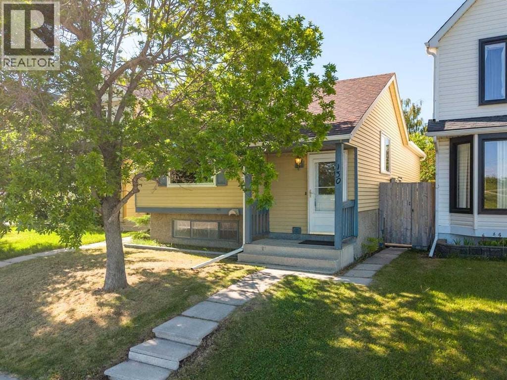130 Woodbrook Way SW — photo 1