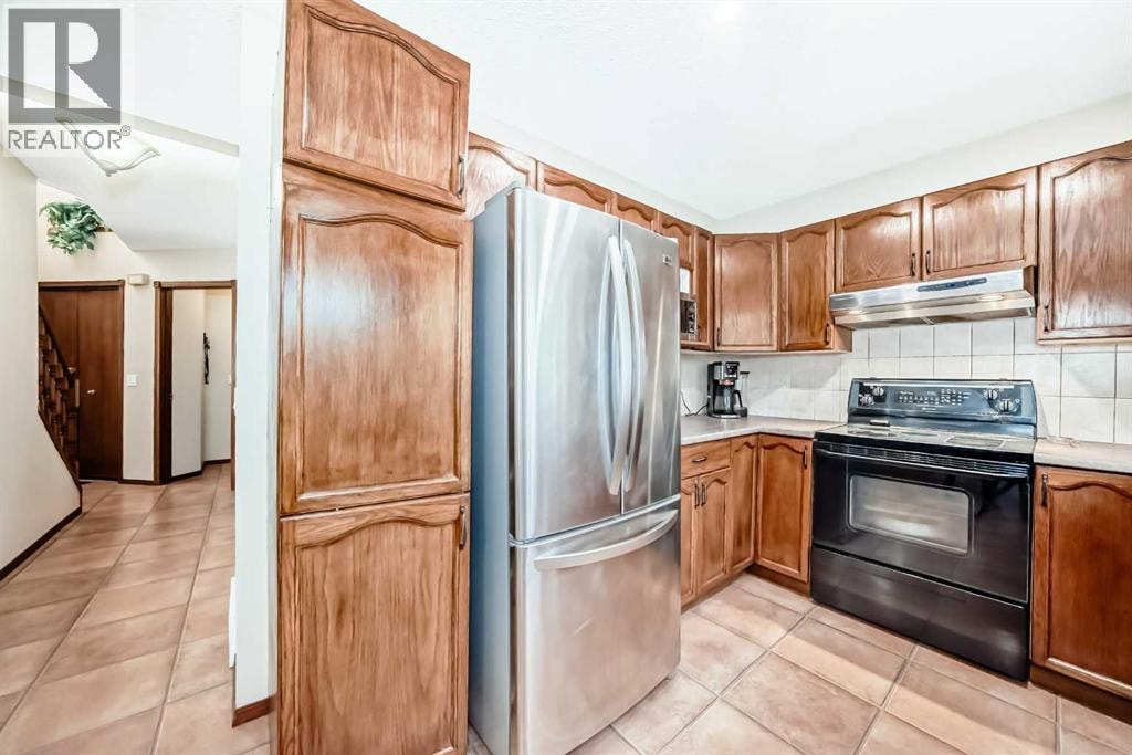 232 Macewan Ridge Close NW — photo 8