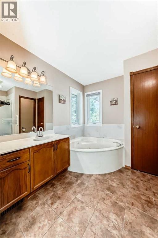 232 Macewan Ridge Close NW — photo 30